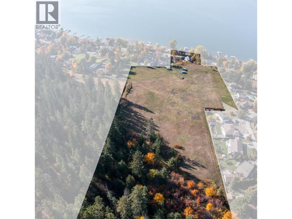 11.95 acres of privacy