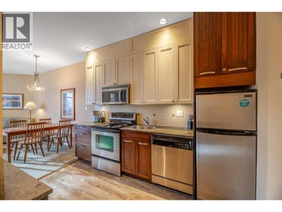 13011 LAKESHORE Drive Unit# 352, Summerland