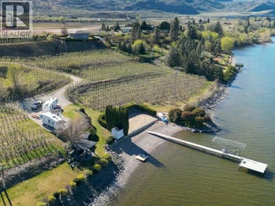 550 feet of waterfront
