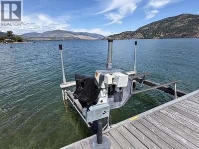 boat lift
