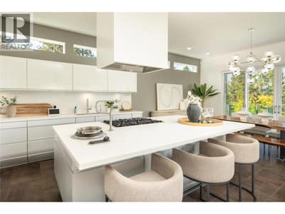 4840 LAKESHORE Road, Kelowna