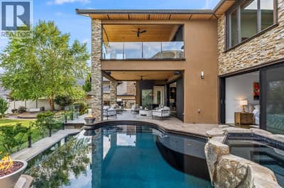 Custom Infinity Edge Pool
