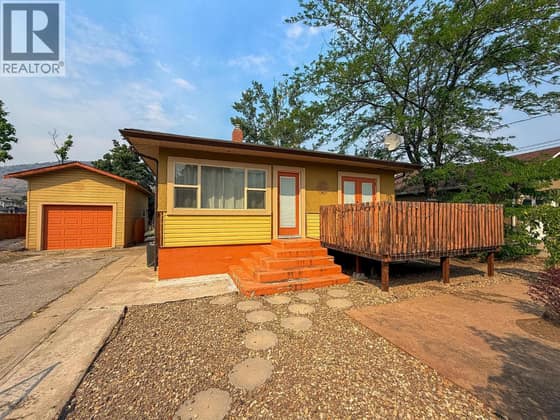 8004 89TH Street