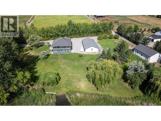 7821 Old Kamloops Road
