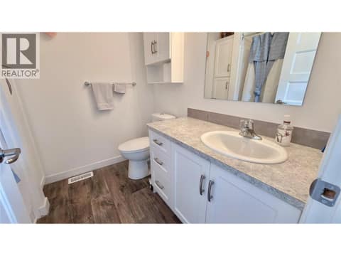 Bathroom in guest house at 15230 89th Street, Osoyoos Rural