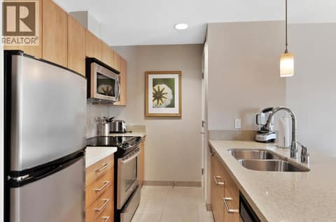 Photo 7 of 15 PARK Place Unit# 420, Osoyoos