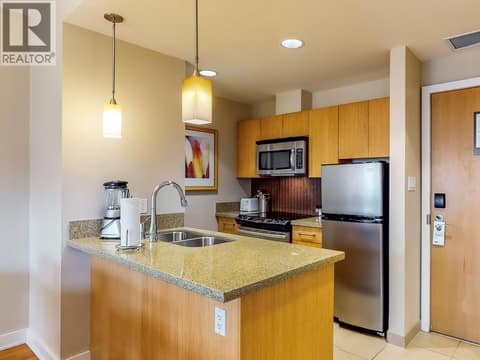 Photo 11 of 15 Park Place Unit# 312 F, Osoyoos