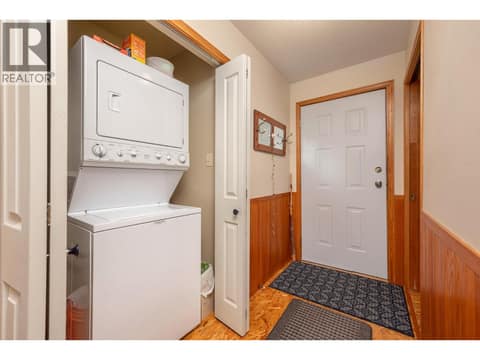 Photo 4 of 9627 Kilkenny Place, Westside Road, Vernon